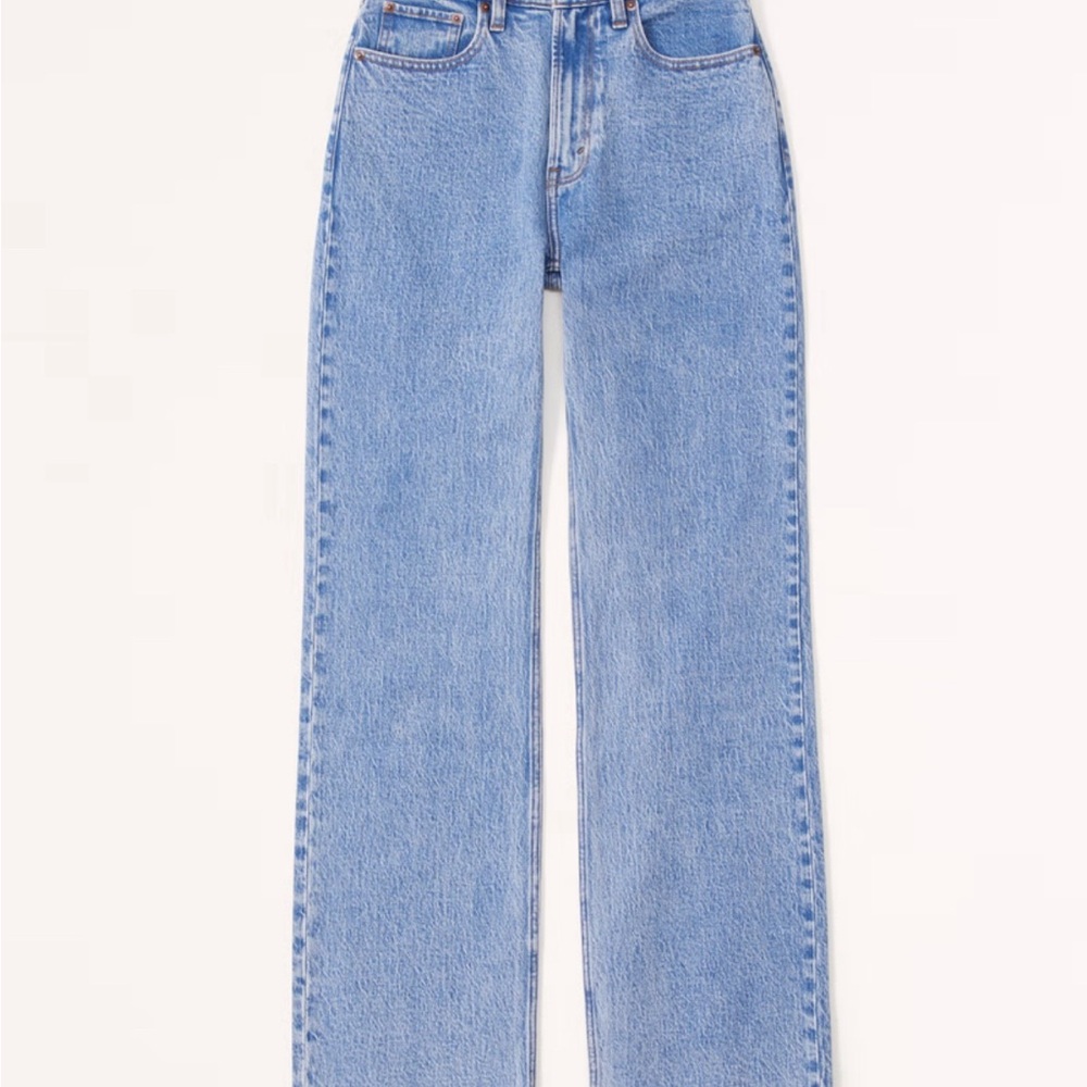 Abecrombie Women’s Curve Love- The 90s Relaxed Jean High Rise